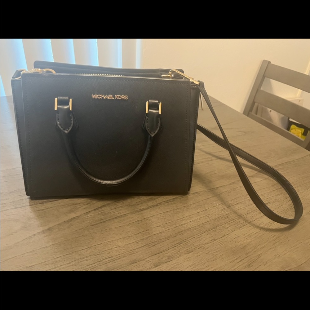 Michael Kors purse black crossbody